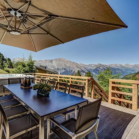 Le Grand Ours La Tzoumaz