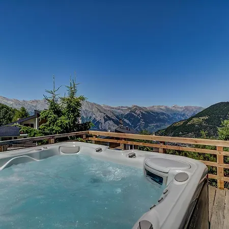 Le Grand Ours * La Tzoumaz