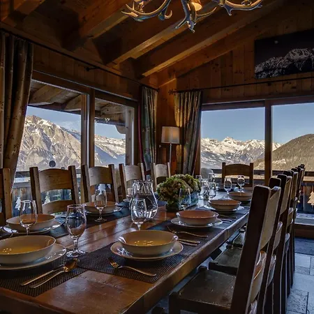 Le Grand Ours La Tzoumaz